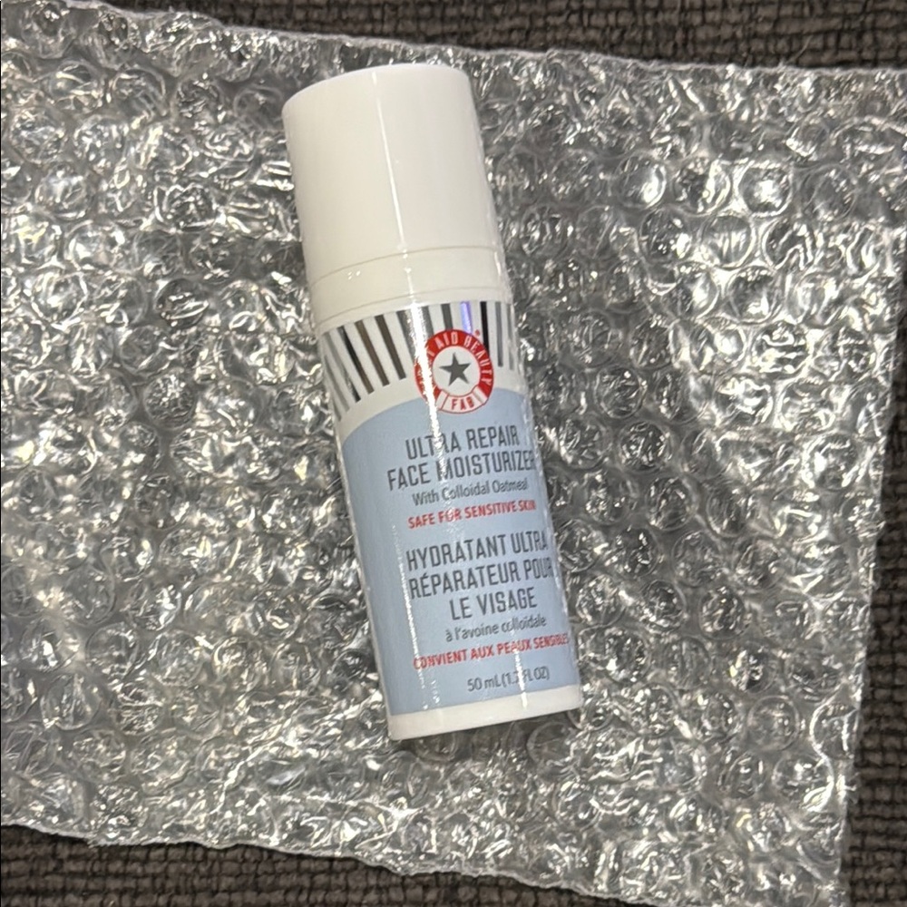 New never used First Aid Beauty Ultra Repair Moisturizer